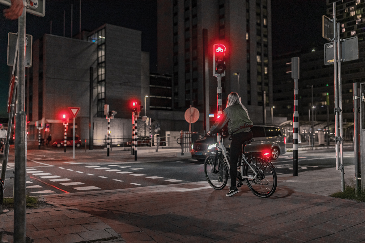 Tagatuli AXA JUNO-ST DYNAMO STEADY/80MM