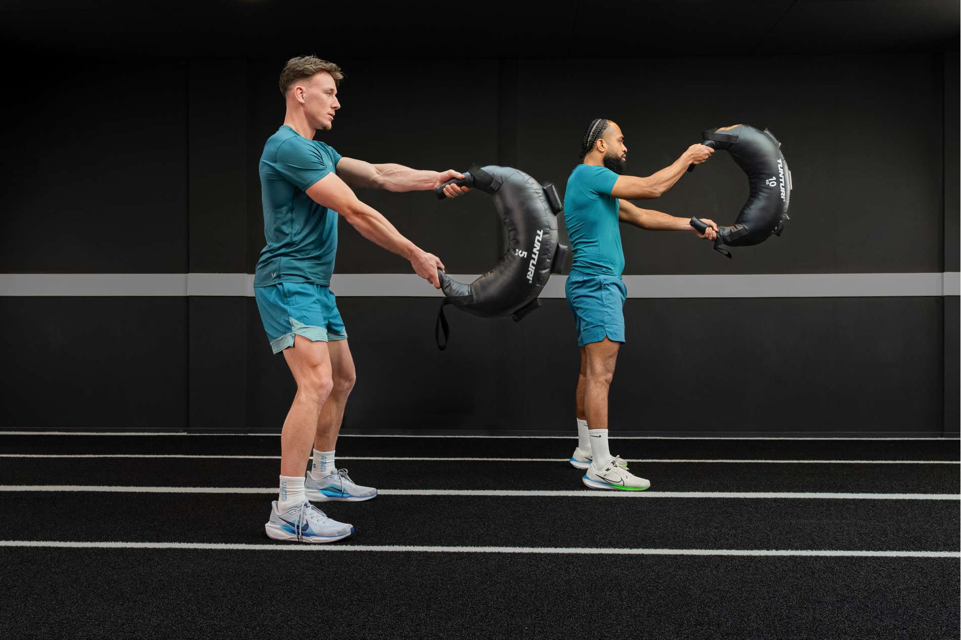 Raskuskott TUNTURI Platinum Bulgarian Bag, 15 kg